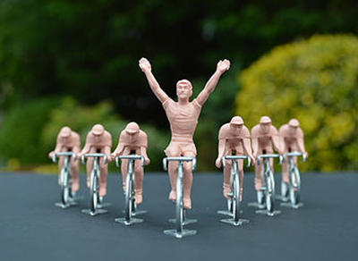 09. Peloton Riders